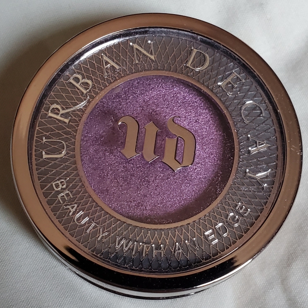 Urban Decay Backfire Eyeshadow